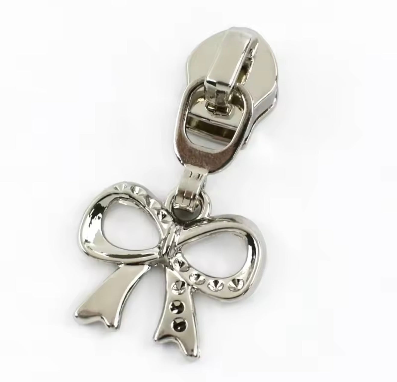 #5 Bow Zipper Pull (Fits #5 Nylon Coil Zipper Tape, 1-Pack)